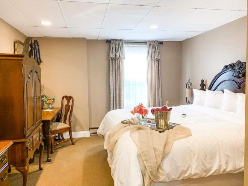 The Sherwood Hotel Greene ภายนอก รูปภาพ